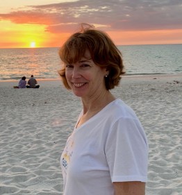 Mary Beth Hines Cropped